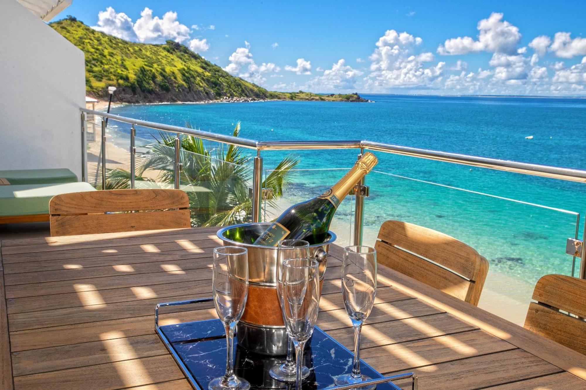 Bleu Emeraude Hotel Grand Case Exterior photo