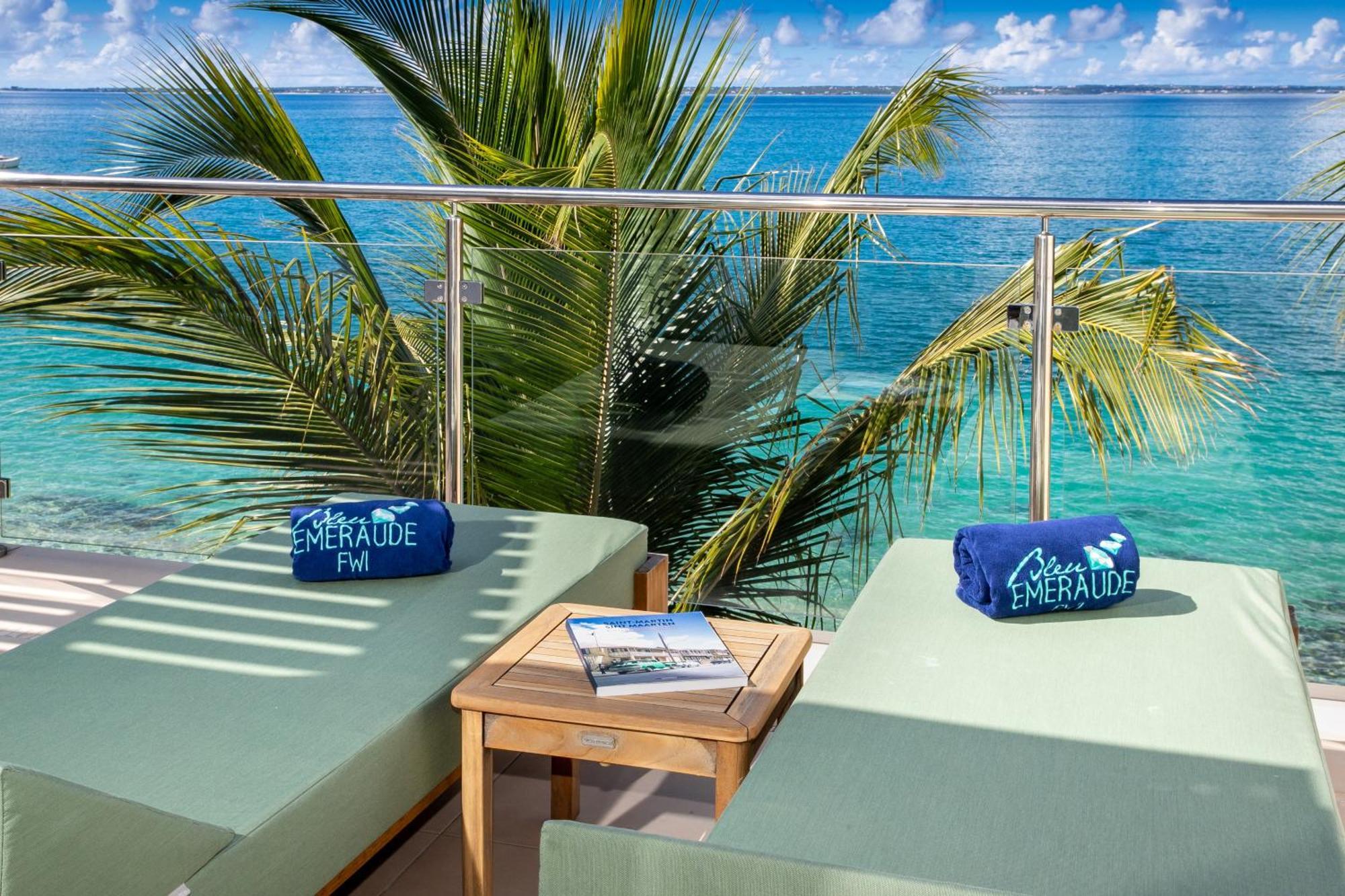 Bleu Emeraude Hotel Grand Case Exterior photo